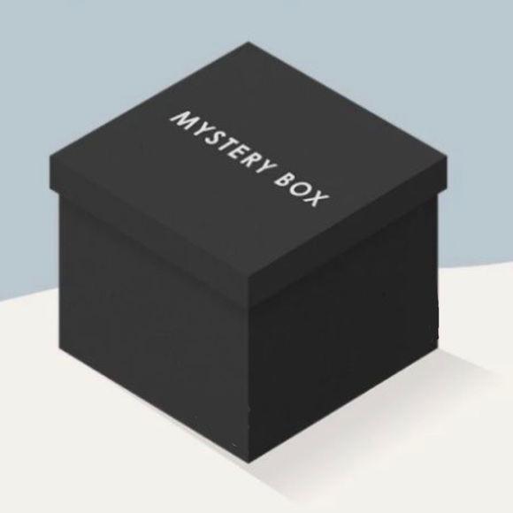 5pc Men’s Mystery Box - Picture 1 of 1